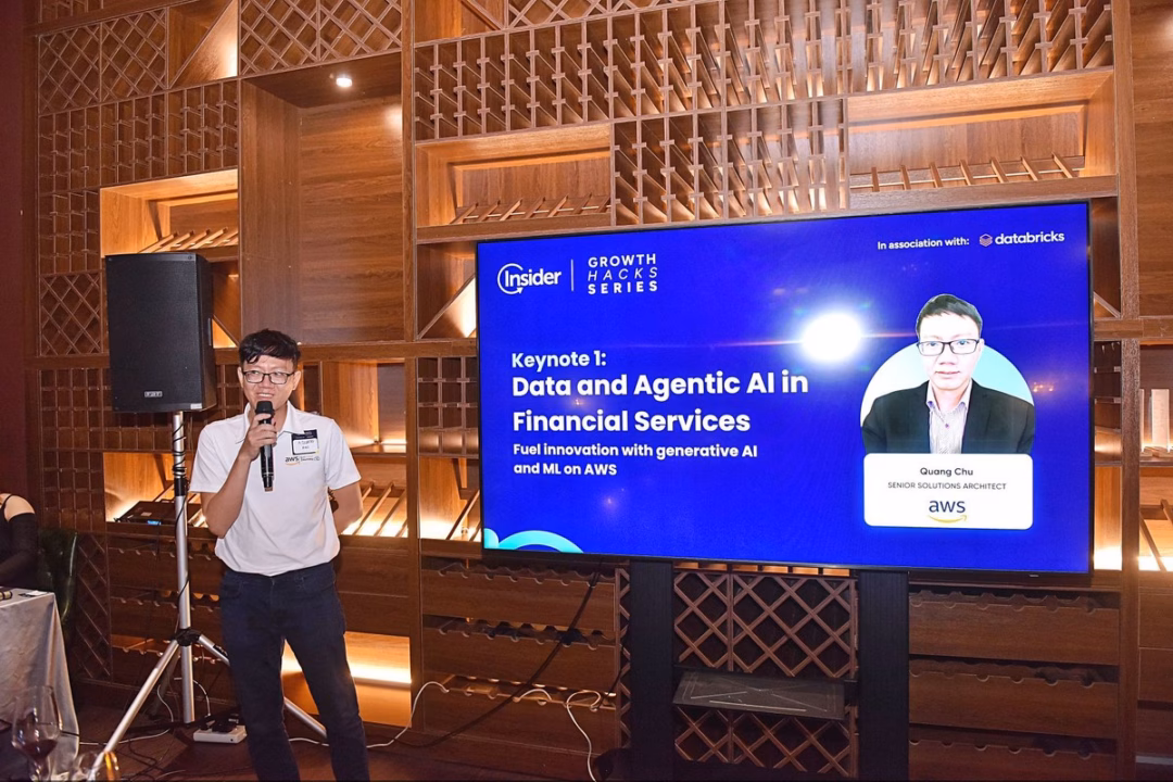 Insider và Databricks tổ chức sự kiện Growth Hack Series insider-1-2135.png