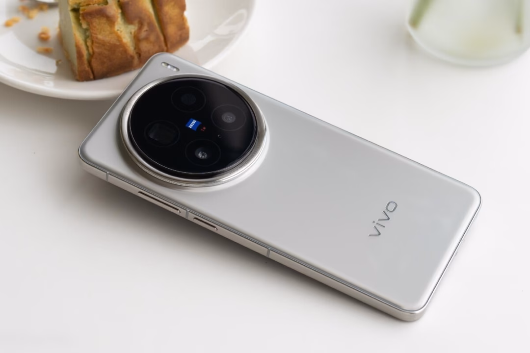 Vivo X200 Pro Vivo X200 Pro
