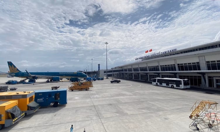Đại lễ hội du lịch tại Đà Nẵng, Nha Trang và Sa Pa Bay từ Hà Nội đến Cam Ranh mất bao lâu?