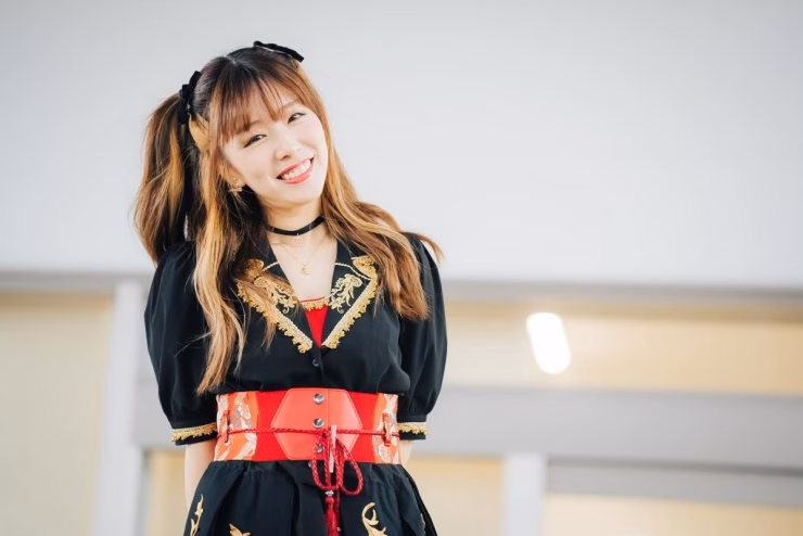 Nữ Thần Nhóm Nhạc Nhật Bản: Từ Mẹ Đơn Thân Đến Ngôi Sao Bà ngoại 44 tuổi có vẻ ngoài như thiếu nữ - 8