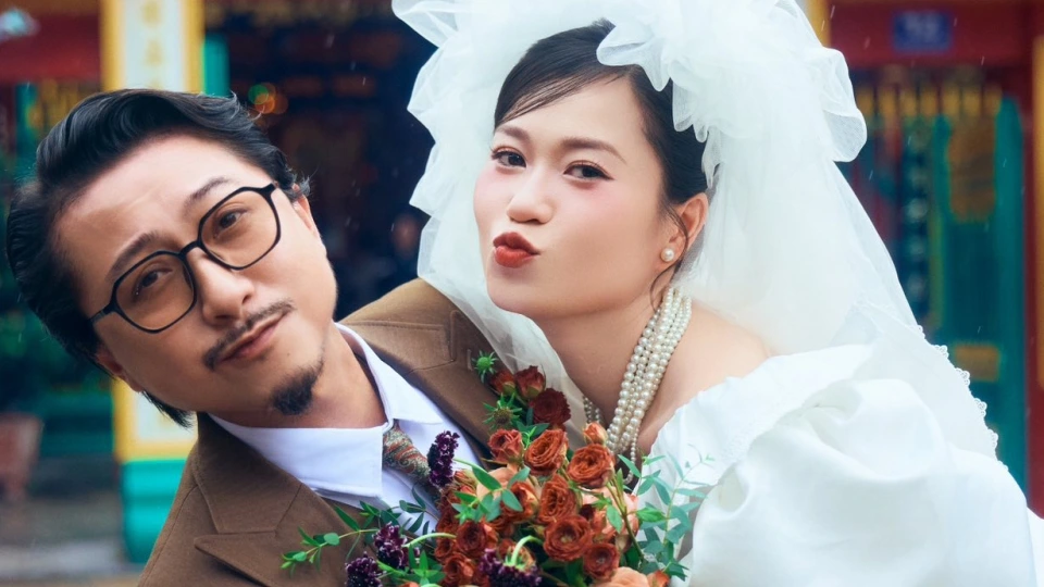 Thái Lan và Campuchia giao tranh nảy lửa qua biên giới Sao Việt 1/8: Lâm Vỹ Dạ - Hứa Minh Đạt kỷ niệm 15 năm ngày cưới