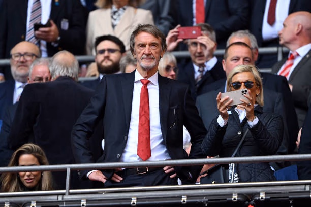 Tiền đạo Manchester United nhận lời khuyên từ đồng đội cũ của Barcelona Ảnh bài viết Chuyển nhượng Man United: Mâu thuẫn giữa lời nói và hành động dưới thời INEOS