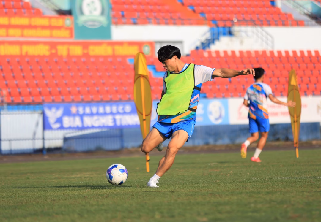 Đội bóng bỏ V-League, đội khác lập tức thay thế Đội của Công Phượng chưa muốn thăng hạng ngay