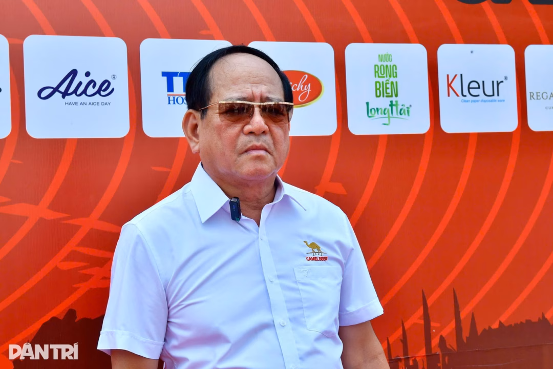 Ông Lê Quang Thịnh - Chủ tịch hội đồng quản trị Tập đoàn Camel gửi lời chúc tốt đẹp đến toàn bộ các VĐV (Ảnh: Quyết Thắng).