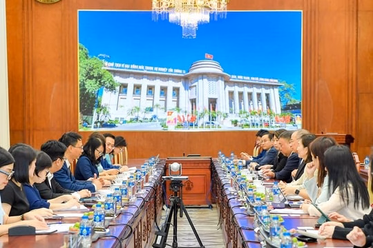 Phó Vụ trưởng Vụ Chính sách tiền tệ được bổ nhiệm Phó Thống đốc Nguyễn Ngọc Cảnh tiếp và làm việc với Đoàn công tác của HKMA, FHKI và HKAB (Trung Quốc)