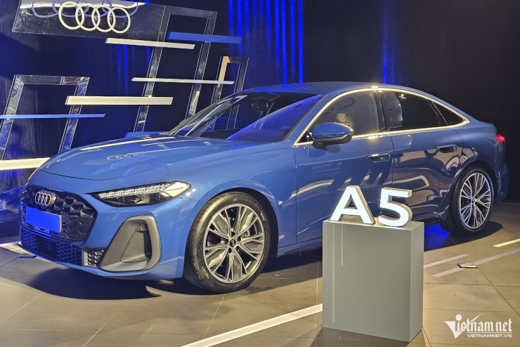Thị trường ô tô Việt Nam sôi động với loạt xe sang ra mắt Audi A5 2025 thuộc phân khúc sedan hạng sang cỡ trung và được định vị thay thế cho cả hai dòng A4 và A5 thế hệ cũ. Ảnh: Ngô Minh