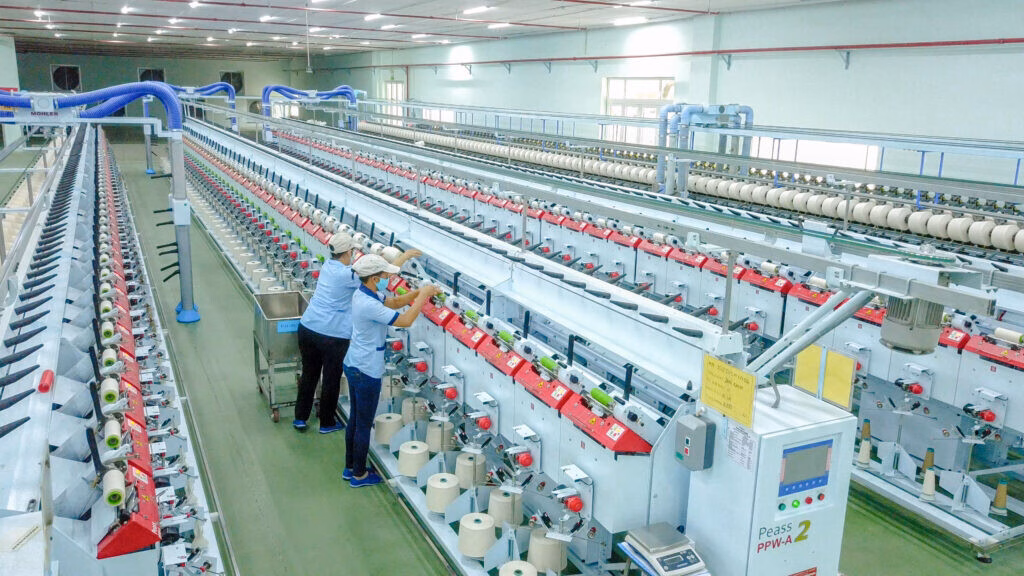 Ông Lại Xuân Lâm, Phó Bí thư Đảng uỷ Chính phủ, đánh giá cao thành tựu đạt được trong 30 năm qua của Vinatex.
