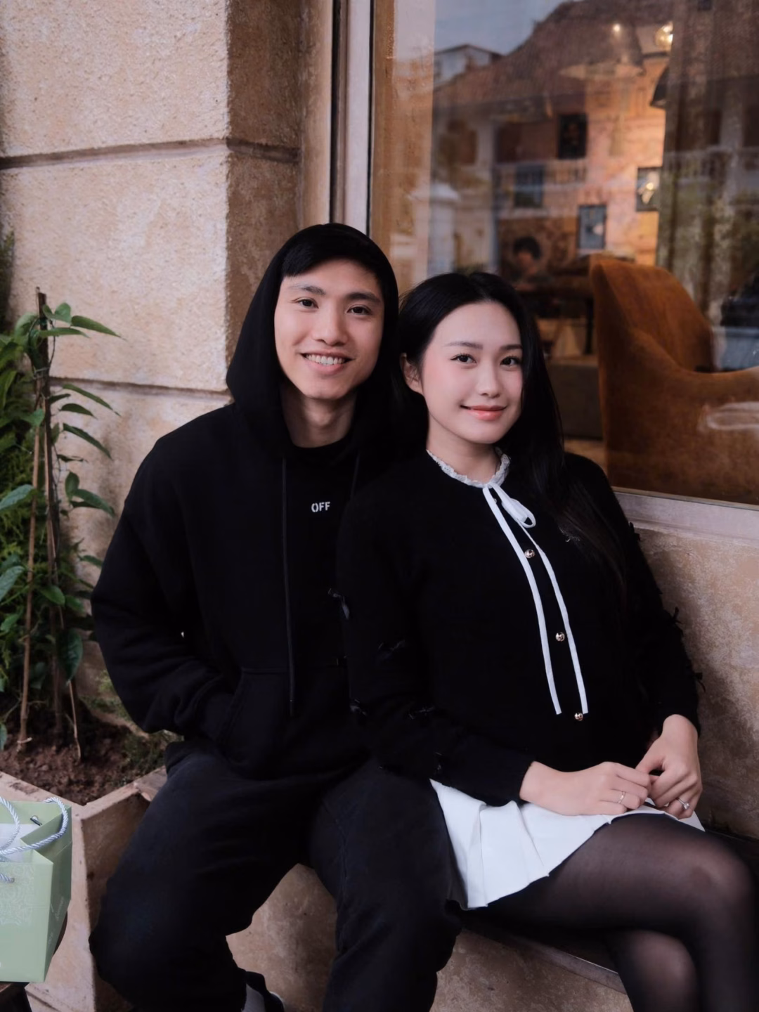 Biệt thự sang trọng, ấm cúng của gia đình Văn Hậu. Ảnh: Đoàn Văn Hậu/Facebook.