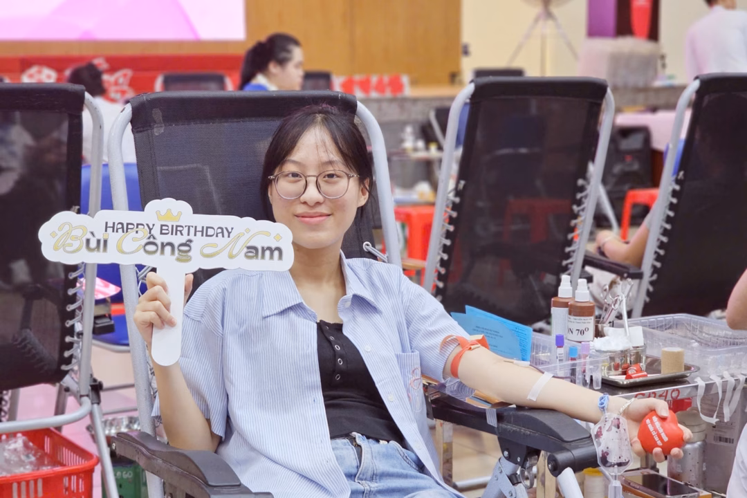 Lần gần nhất Bảo Linh hiến máu đã cách đây 2 năm. Sự kiện này đã giúp cô gái trẻ trở lại với hiến máu trong tâm trạng háo hức. Bảo Linh hy vọng mình có thể hiến máu thường xuyên hơn sau dịp này.