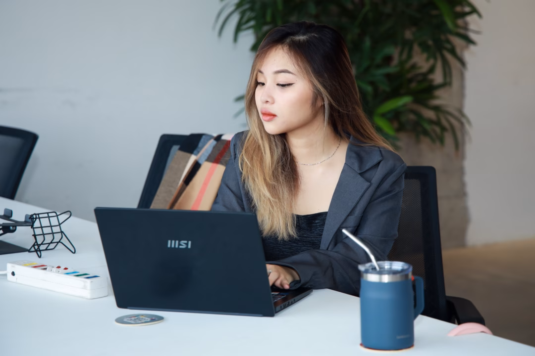 Doanh nghiệp gặp khó khăn trong việc tuyển dụng do không đáp ứng được kỳ vọng từ phía ứng viên. Ảnh minh hoạ: Phương Lâm.