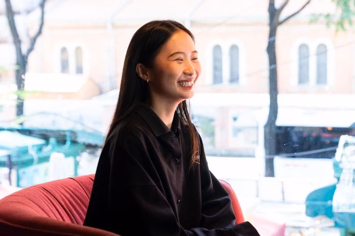 Khách hàng xếp hàng tại Highlands Coffee Khách hàng xếp hàng tại Highlands Coffee