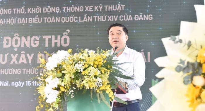 Ph&oacute; Chủ tịch UBND tỉnh Đồng Nai Hồ Văn H&agrave; tại lễ động thổ