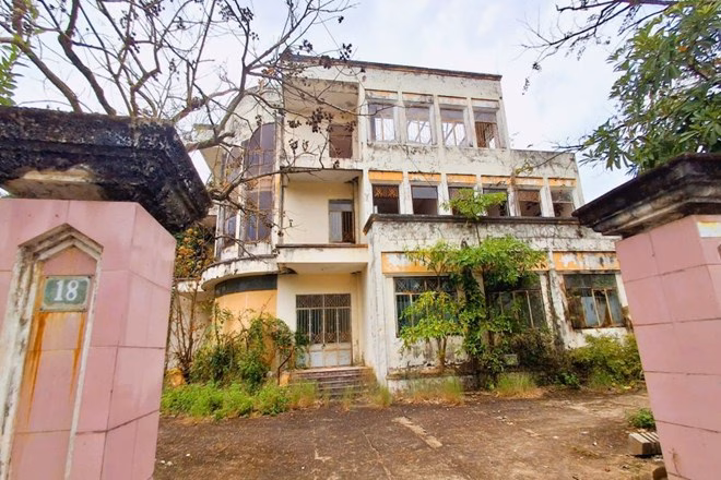 Trụ sở c&ocirc;ng bỏ hoang ở trung t&acirc;m Đ&agrave; Nẵng, gi&aacute; thu&ecirc; ưu đ&atilde;i