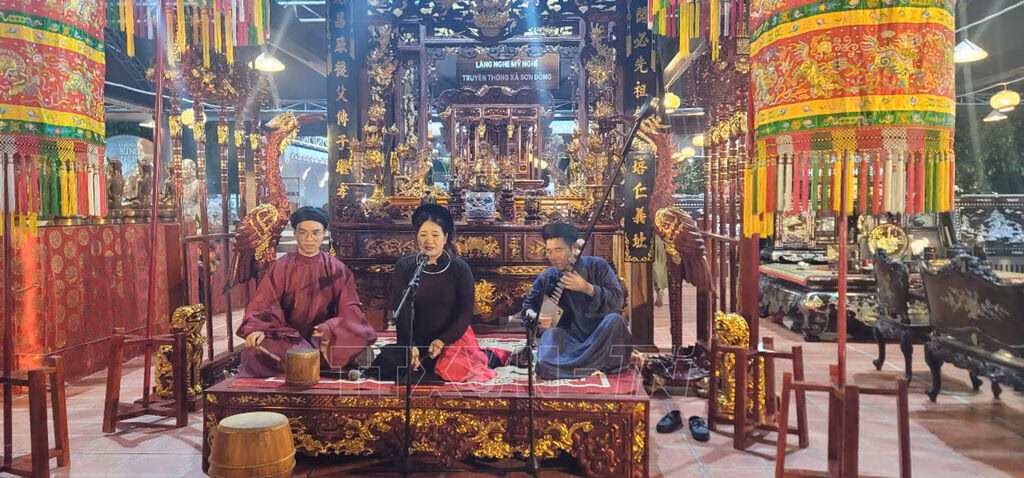 Hà Nội tổ chức Festival Bảo tồn và Phát triển làng nghề quốc tế vào tháng 11 Nghệ nhân gốm sứ tham gia trình diễn tại Festival năm 2023