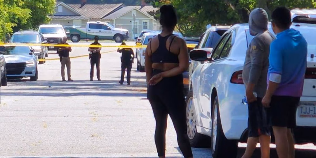 Cảnh sát điều tra vụ giết người trong khu phố Greenville phía tây