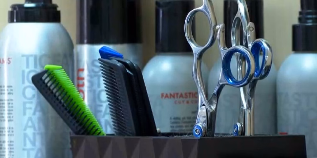 Councilman tổ chức chương trình cắt tóc miễn phí cho học sinh