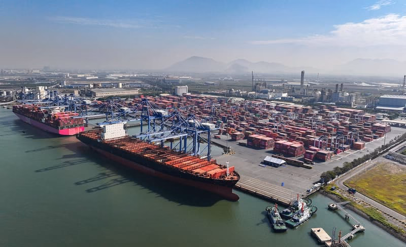 Hải quân nhân dân Việt Nam: Nâng cao năng lực bảo vệ biển đảo Nỗ lực đưa hãng tàu MSC và ZIM về TCIT