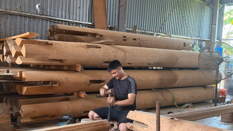 Làng mộc truyền thống Phù Yên: Giữ lửa nghề xưa