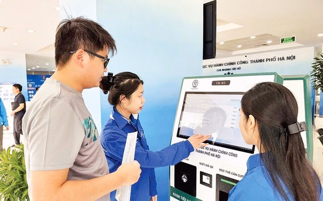 Hà Nội phát động phong trào ‘Bình dân học vụ số’ để phổ cập kỹ năng số