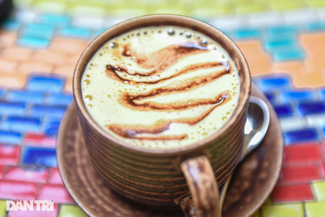 Cà phê trứng Hà Nội được đưa vào tour du lịch trải nghiệm 2/9 (Ảnh: Toàn Vũ).