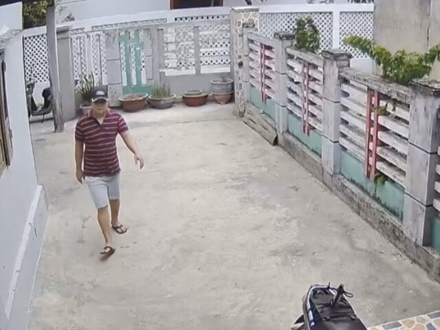 Mâu thuẫn tiền bạc, vợ bị đâm nguy kịch