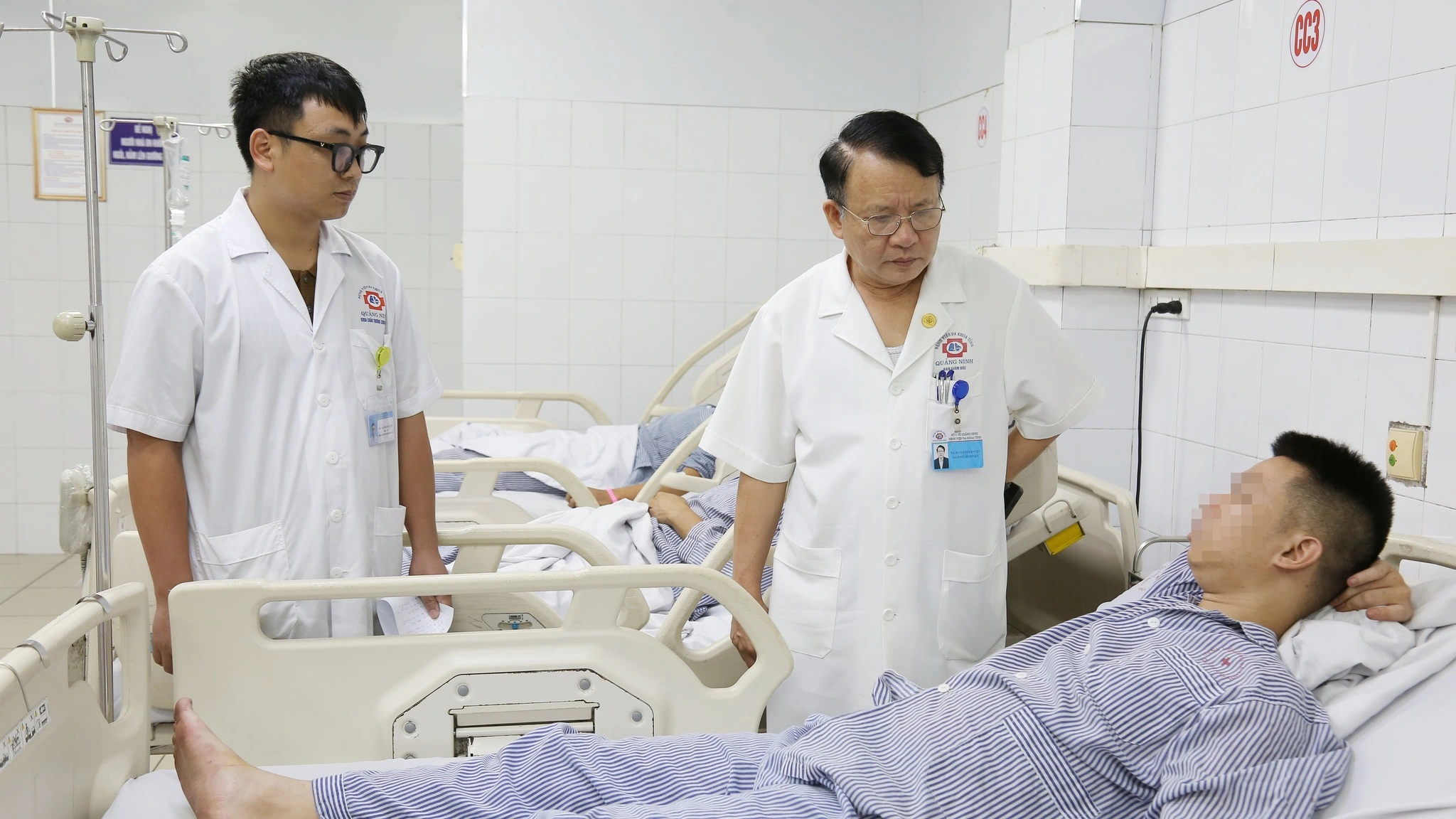 Anh Hiệp đang được theo dõi sức khỏe tại Bệnh viện đa khoa tỉnh Quảng Ninh