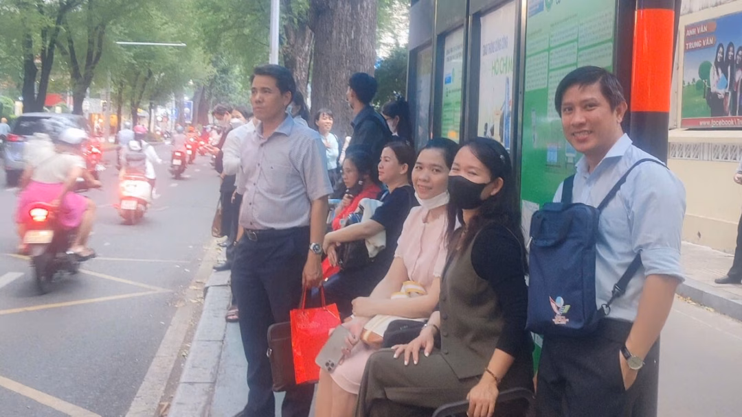 TP HCM tìm giải pháp缓解 công chức sau hợp nhất với Bình Dương