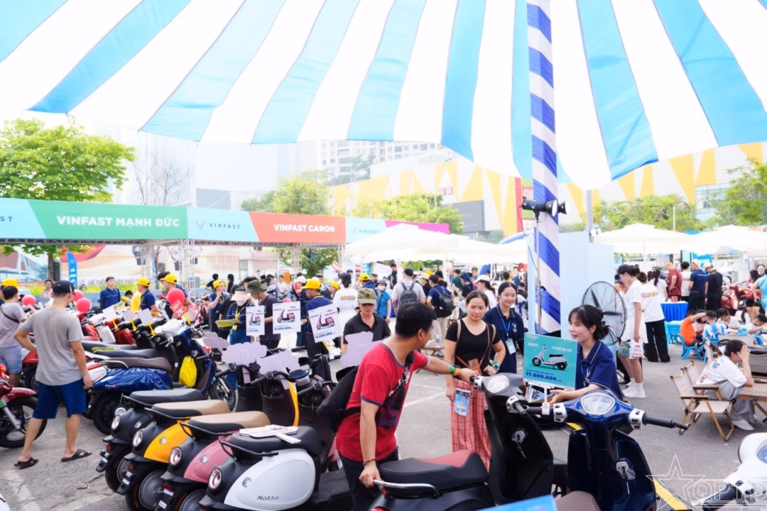 Hà Nội đẩy mạnh chuyển đổi sang xe điện để giảm ô nhiễm không khí