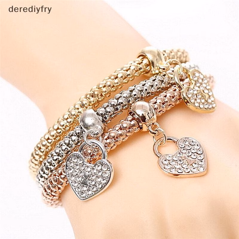 Vòng Tay Đá Simulate Kim Cương Có Đẹp Như Thật? Tôi Đã Thử Và Cái Kết Bất Ngờ