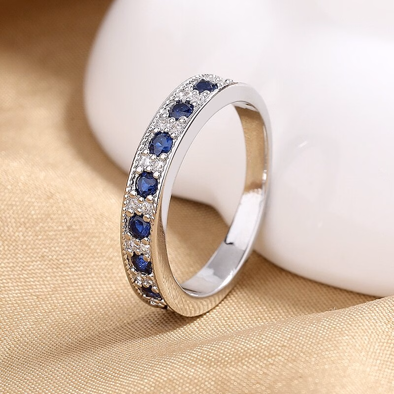 Lưu giữ đồ trang sức bạc 925 với sapphire pha lê kim cương như mới: Mẹo và bí quyết không phải ai cũng biết