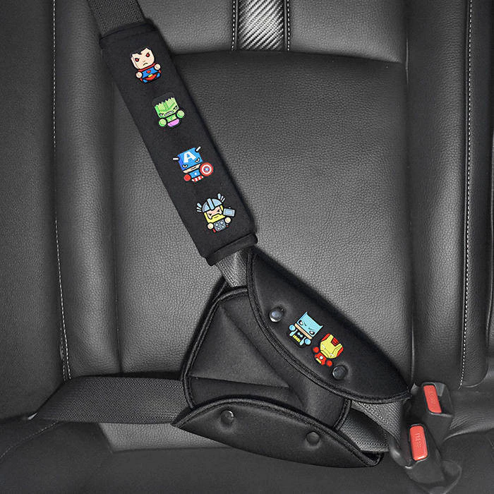 Làm thế nào để chọn dây an toàn cho bé khi đi xe hoạt hình mà không gây khó chịu hay đau đớn?