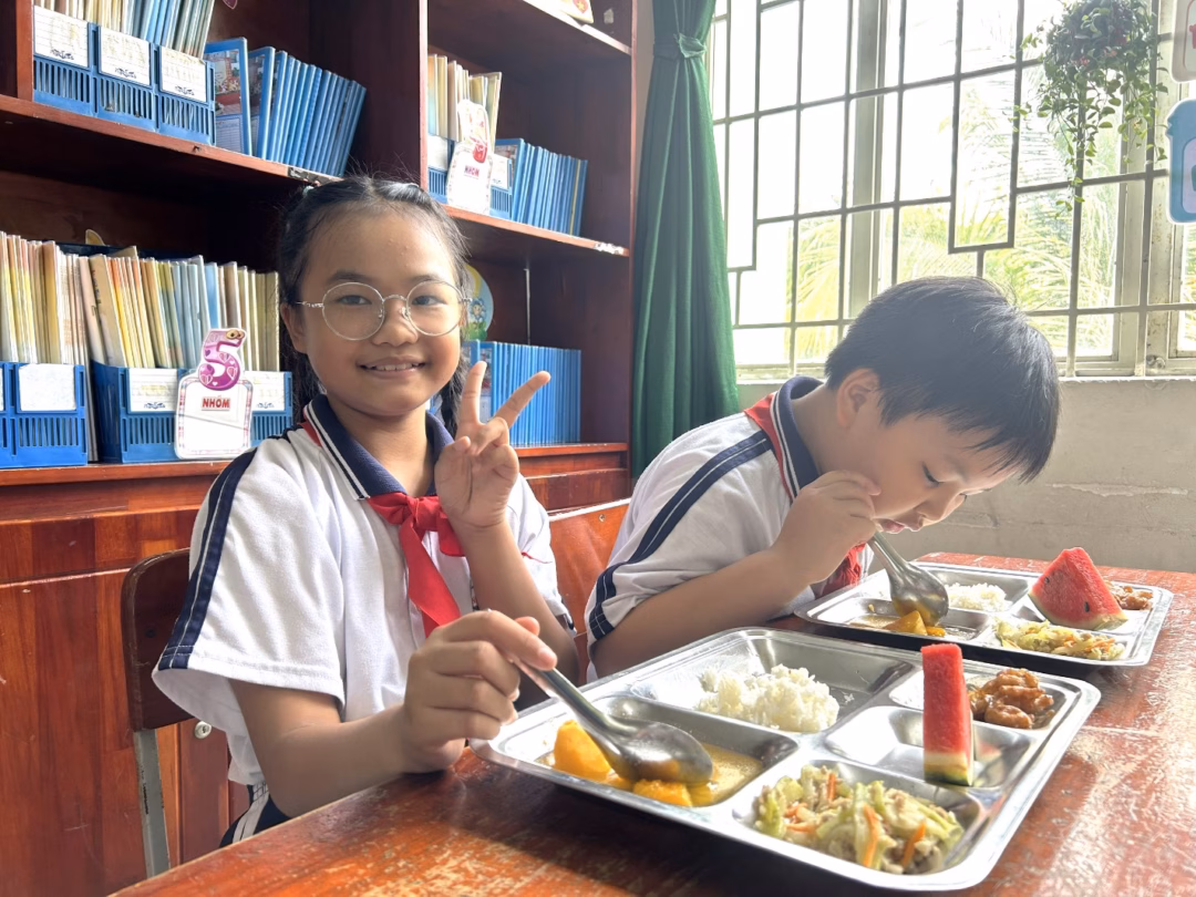 Dự &aacute;n Bữa ăn học đường