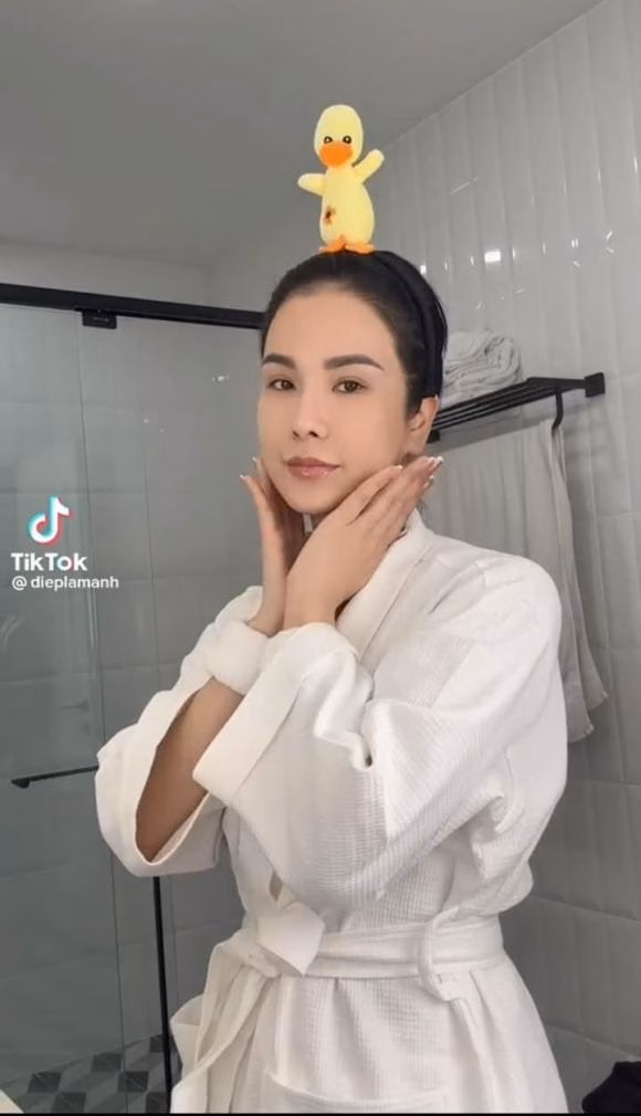 Diệp Lâm Anh, sao Việt, người đẹp Diệp Lâm Anh