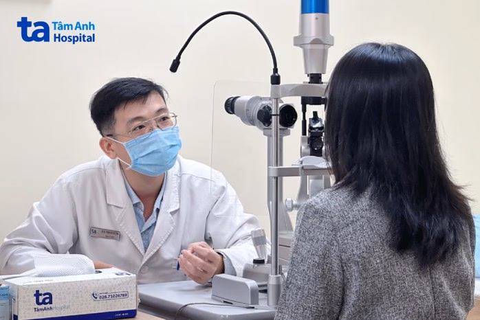 Cảnh báo nhiều người bị khô mắt do lạm dụng máy lạnh Cảnh báo nhiều người bị khô mắt do lạm dụng máy lạnh