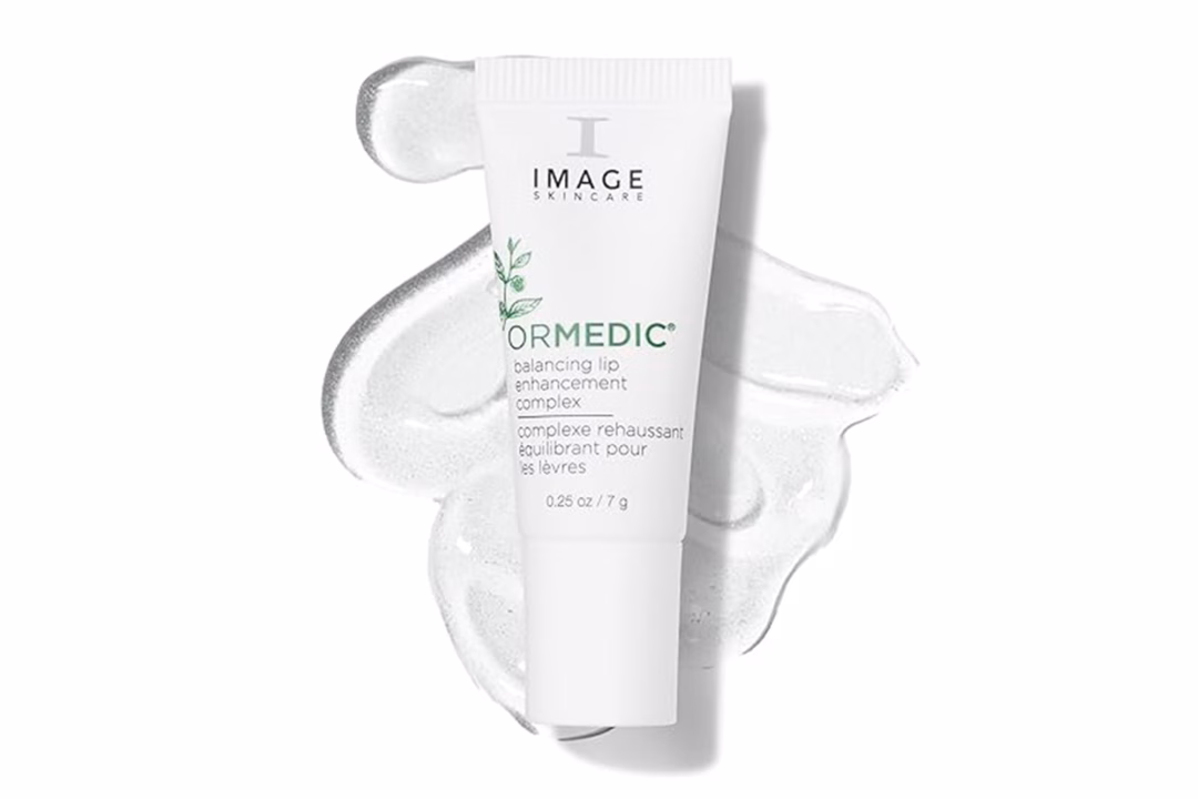 Son dưỡng môi đắt đỏ của người mẫu giúp môi căng bóng Image Skincare lip balm