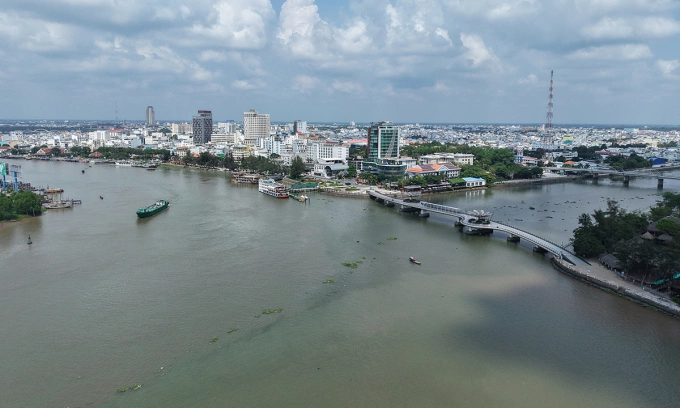 Sông Cần Thơ tại khu vực bến Ninh Kiều được chọn tổ chức sân khấu chính của Lễ hội. Ảnh: An Bình Sông Cần Thơ tại khu vực bến Ninh Kiều được chọn tổ chức sân khấu chính của Lễ hội. Ảnh: An Bình