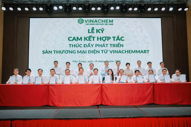 Tập đoàn Hóa chất Việt Nam thoát lỗ lũy kế, vượt kế hoạch trong 6 tháng