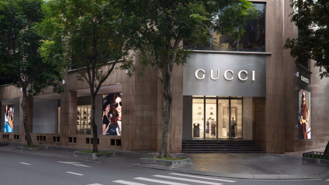 Gucci mở cửa hàng lớn nhất tại TP HCM Hinh anh Gucci khai trương không gian boutique đậm chất Ý tại TP.HCM 3