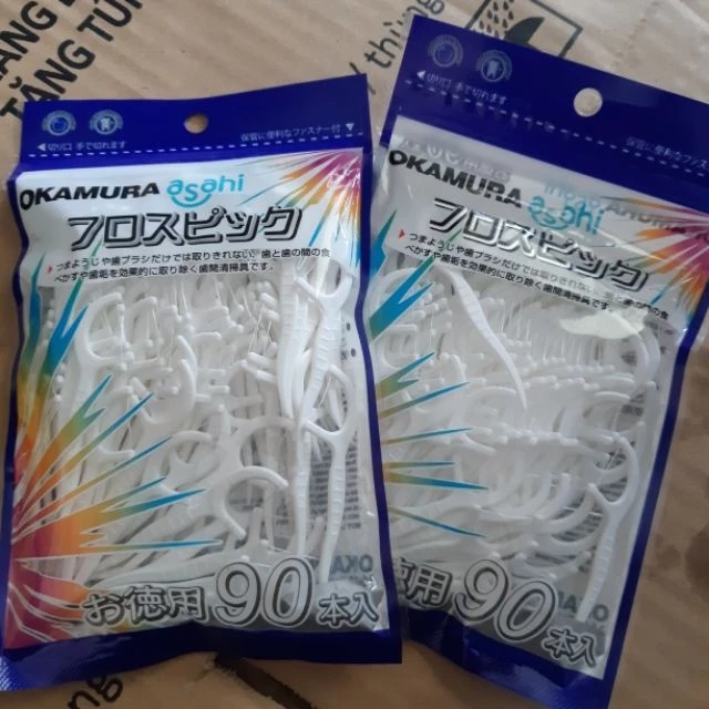 Làm sao để dùng tăm chỉ nha khoa hiệu quả mà không làm tổn thương nướu?