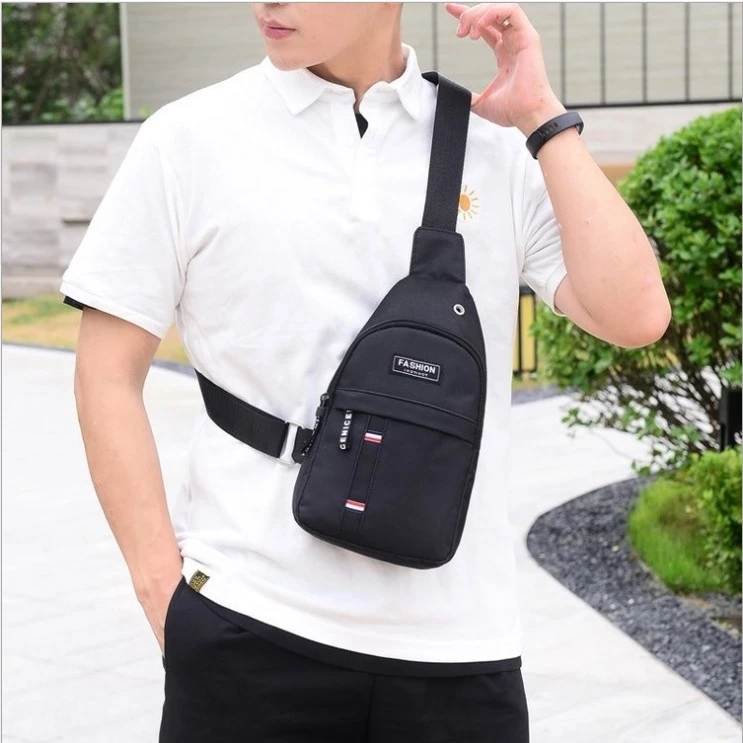 Làm thế nào để chọn túi đeo chéo nam phù hợp cho phong cách đường phố của bạn?