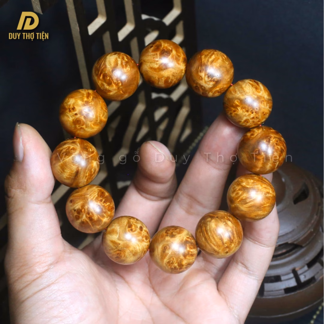 Làm thế nào để chọn phôi gỗ Nu Ngọc Am Hà Giang phù hợp cho mặt dây chuyền của bạn?