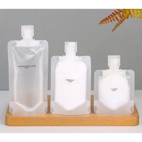 Tại Sao Túi Chiết Mỹ Phẩm Có Nắp Chiết Tinh Dầu Lại Là Cứu Cánh Cho Những Lúc Di Chuyển?