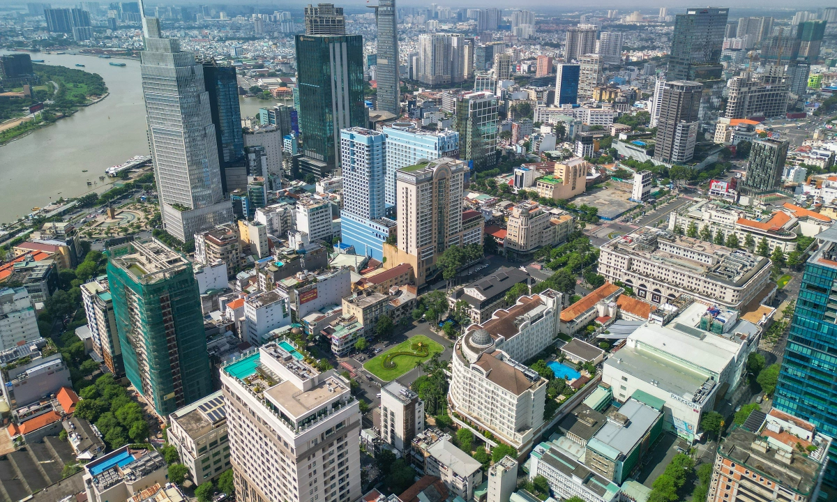 2,4 triệu tỷ đồng nguồn cung bất động sản chờ khơi thông: Cơ hội và thách thức 2026