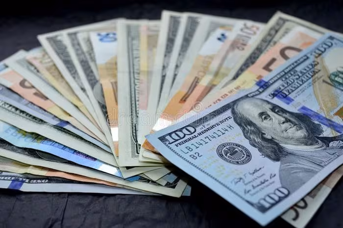 Giá bán USD tự do giảm xuống 26.820 đồng: Cập nhật tỷ giá hôm nay 10/1