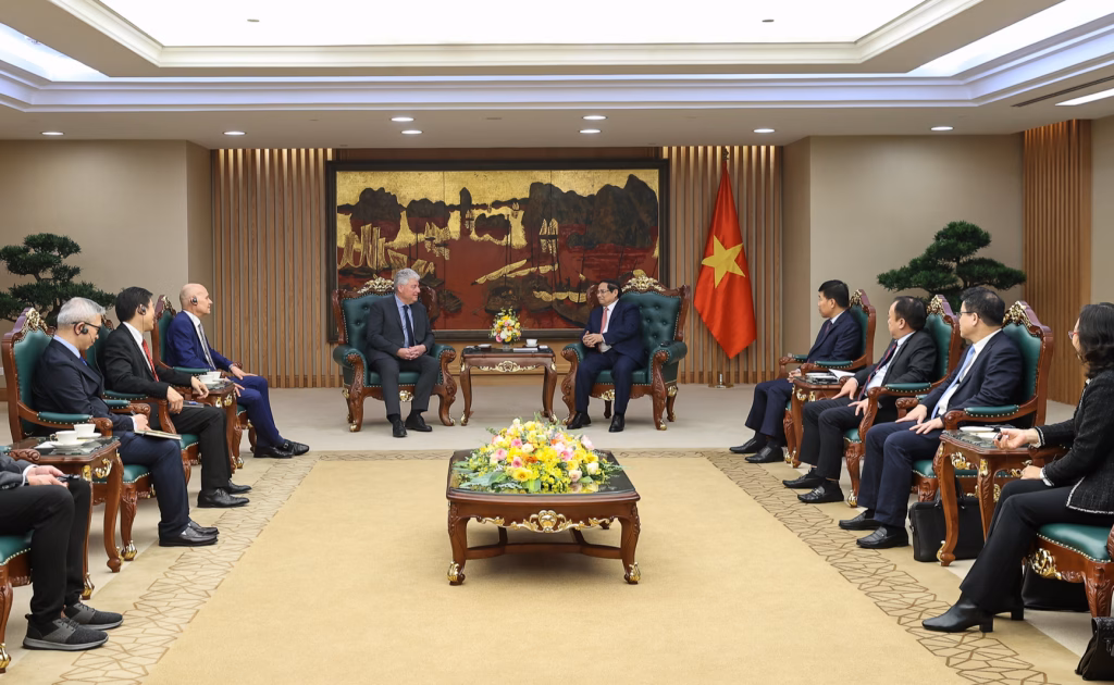 Ph&oacute; Chủ tịch ASML Eduard Stiphout n&oacute;i về cam kết hợp t&aacute;c