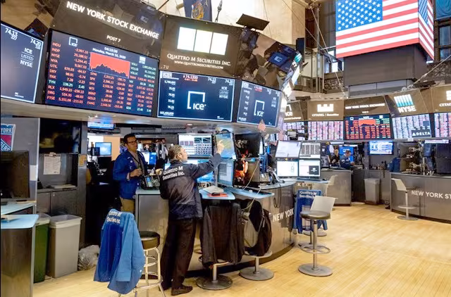 Wall Street phá kỷ lục mới: S&P 500, Dow và Nasdaq bật tăng mạnh