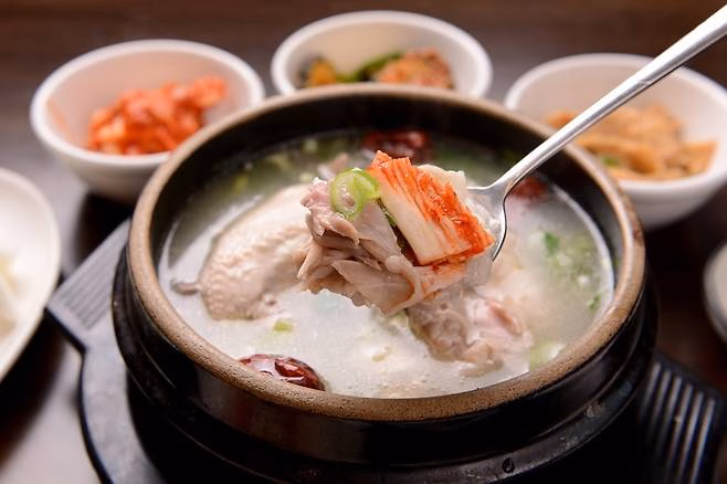 Thịt gà chứa nhiều dưỡng chất tốt cho sức khỏe Thịt gà chứa nhiều dưỡng chất tốt cho sức khỏe