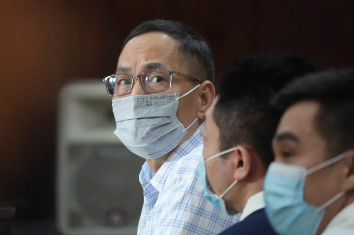 Cựu giám đốc Trung tâm Lý lịch tư pháp quốc gia tại phiên tòa lý lịch tư pháp - Ảnh1.