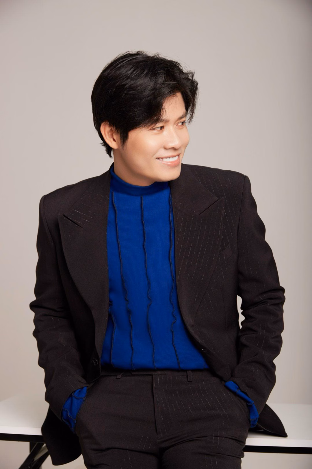 Album Viết tiếp câu chuyện hòa bình Album Viết tiếp câu chuyện hòa bình