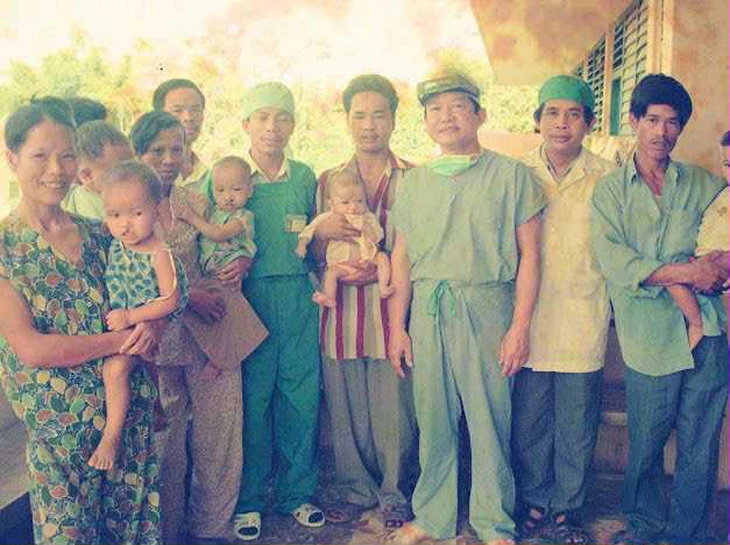 Bác sĩ Trần Thành Trai tham gia chương trình 'Vì nụ cười tương lai' Bác sĩ Trần Thành Trai tham gia chương trình 'Vì nụ cười tương lai'